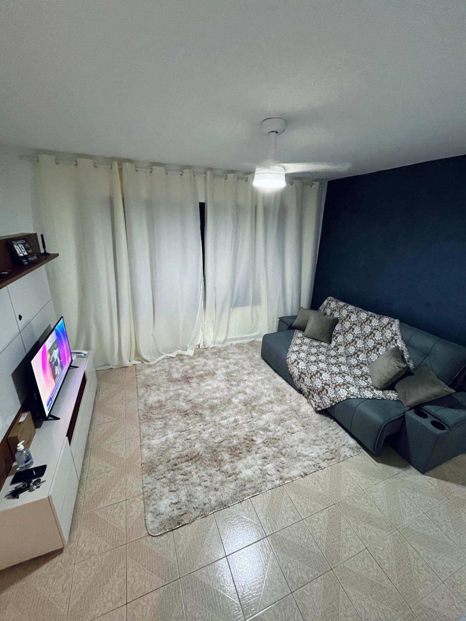 Apartamento Charmoso A 400Mts Da Praia Da Enseada グァルジャー エクステリア 写真